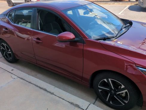 Used 2024 Nissan Sentra SV FWD image 4