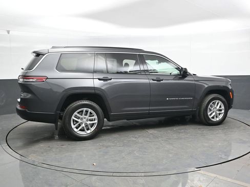 New 2026 Jeep Grand Cherokee L Laredo image 3