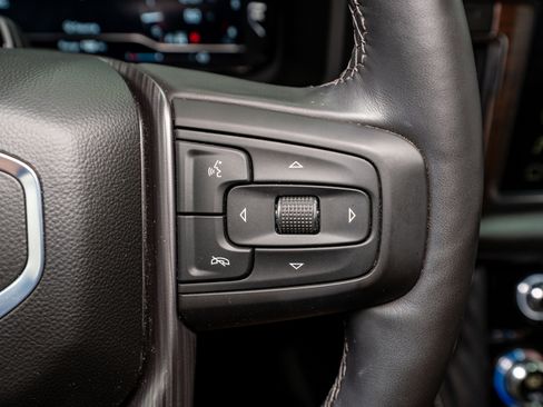 Used 2024 GMC Yukon Denali Ultimate image 28