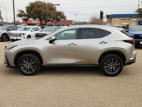 Used 2024 Lexus NX 350 AWD w/ Vision Package image 2
