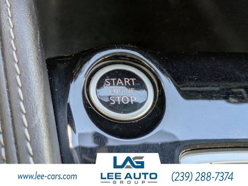 Used 2019 Nissan Kicks S image 24