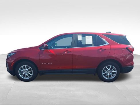Used 2023 Chevrolet Equinox LT FWD image 2