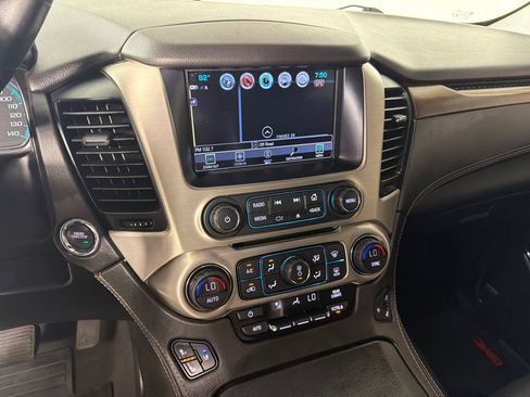 Used 2019 GMC Yukon Denali w/ Open Road Package AWD/4WD image 17