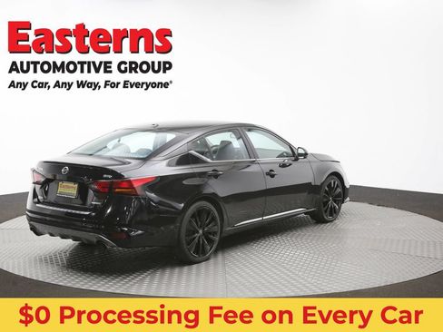 Used 2022 Nissan Altima 2.0 SR FWD image 41