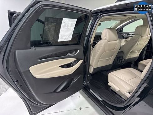 Used 2018 Buick Enclave Premium w/ Experience Buick Package image 27