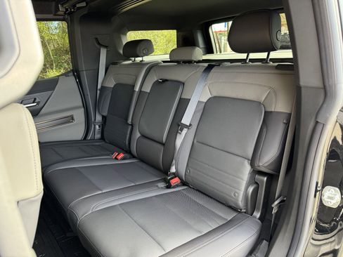 New 2025 GMC Hummer EV 3X w/ Extreme Off-Road Package image 16