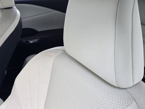 Used 2024 Lexus RX 350 FWD image 34