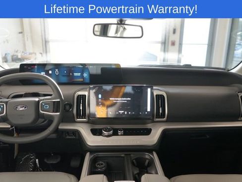 New 2026 Ford Expedition Max Active image 22