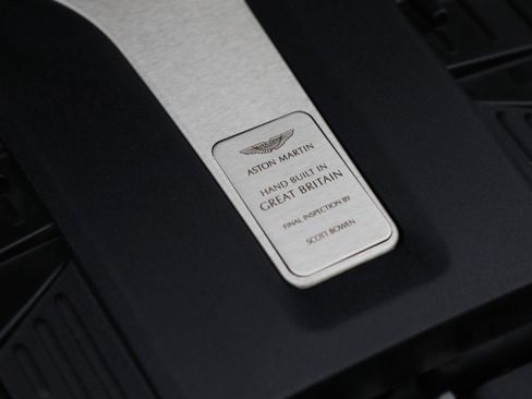 Used 2024 Aston Martin DBX 707 image 40