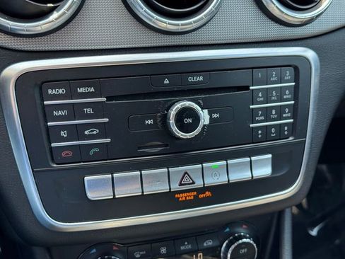 Used 2018 Mercedes-Benz CLA 250 image 16