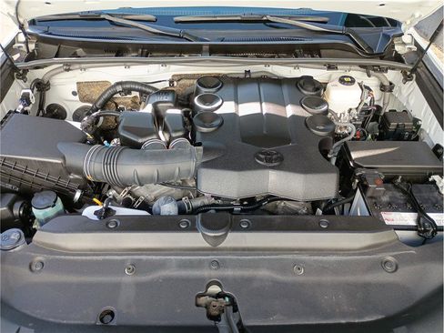 Used 2024 Toyota 4Runner TRD Off-Road image 26