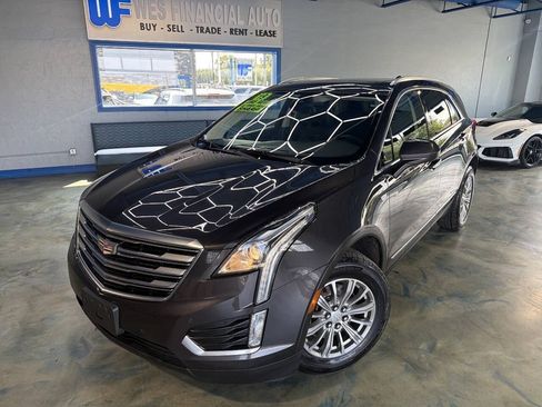 Used 2019 Cadillac XT5 Luxury AWD/4WD image 2