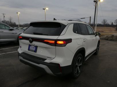 New 2026 Volkswagen Tiguan SE