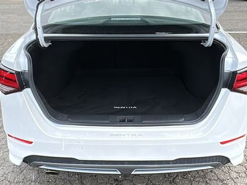 Used 2022 Nissan Sentra SR image 23