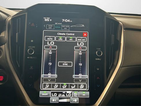 Certified 2025 Subaru Crosstrek 2.5i Premium image 33