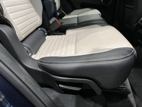 Used 2022 Land Rover Discovery Sport S R-Dynamic image 48