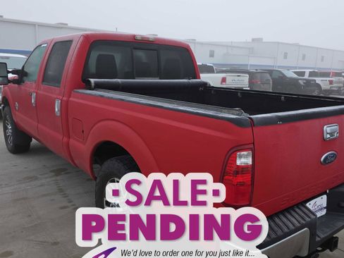 Used 2011 Ford F250 Lariat w/ Lariat Interior Pkg image 6