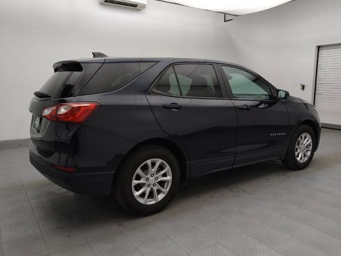 Used 2021 Chevrolet Equinox LS image 10