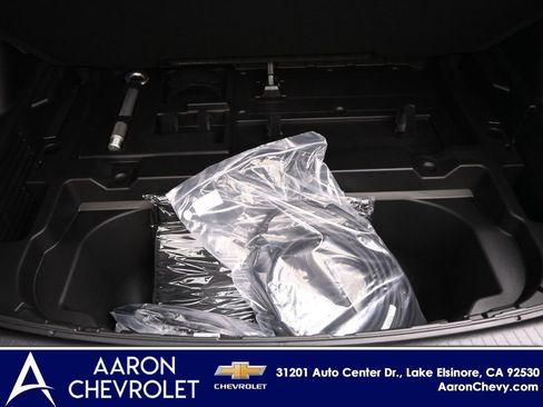 New 2026 Chevrolet Equinox EV LT image 28