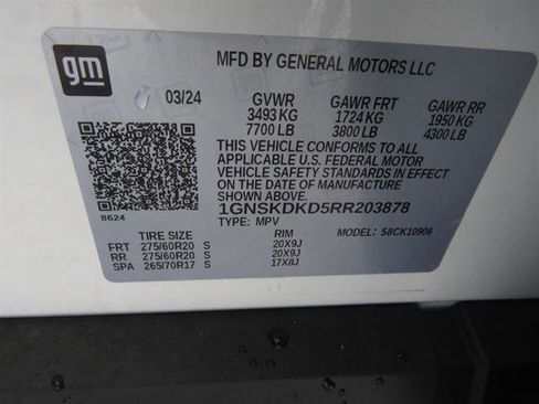 Used 2024 Chevrolet Suburban Z71 image 16