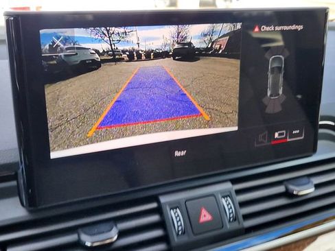 Used 2023 Audi Q5 2.0T Premium w/ Convenience Package AWD/4WD image 15