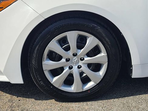Used 2023 Toyota Corolla LE FWD image 27