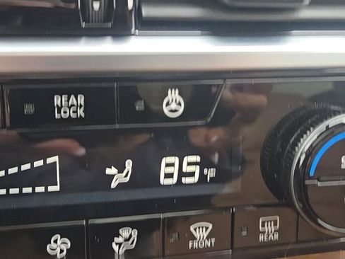 Certified 2023 Nissan Pathfinder Platinum image 24