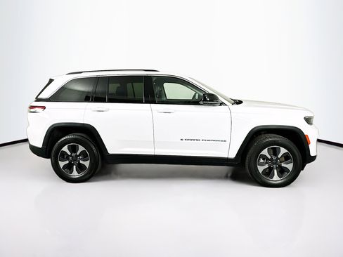 Used 2022 Jeep Grand Cherokee Limited 4xe AWD/4WD image 10