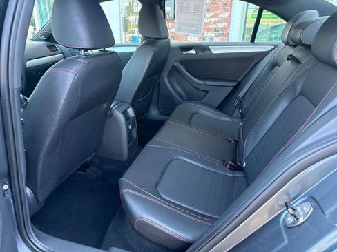 Used 2013 Volkswagen Jetta GLI Autobahn FWD image 14