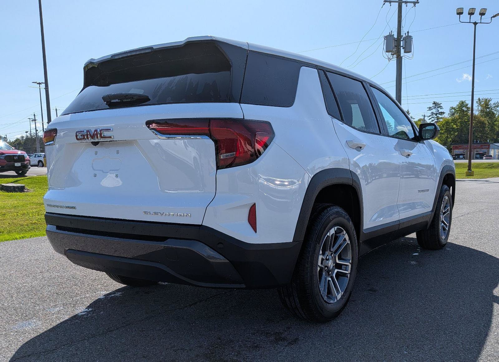 New 2027 GMC Terrain Elevation AWD/4WD image 8