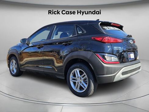 Used 2023 Hyundai Kona SE image 7