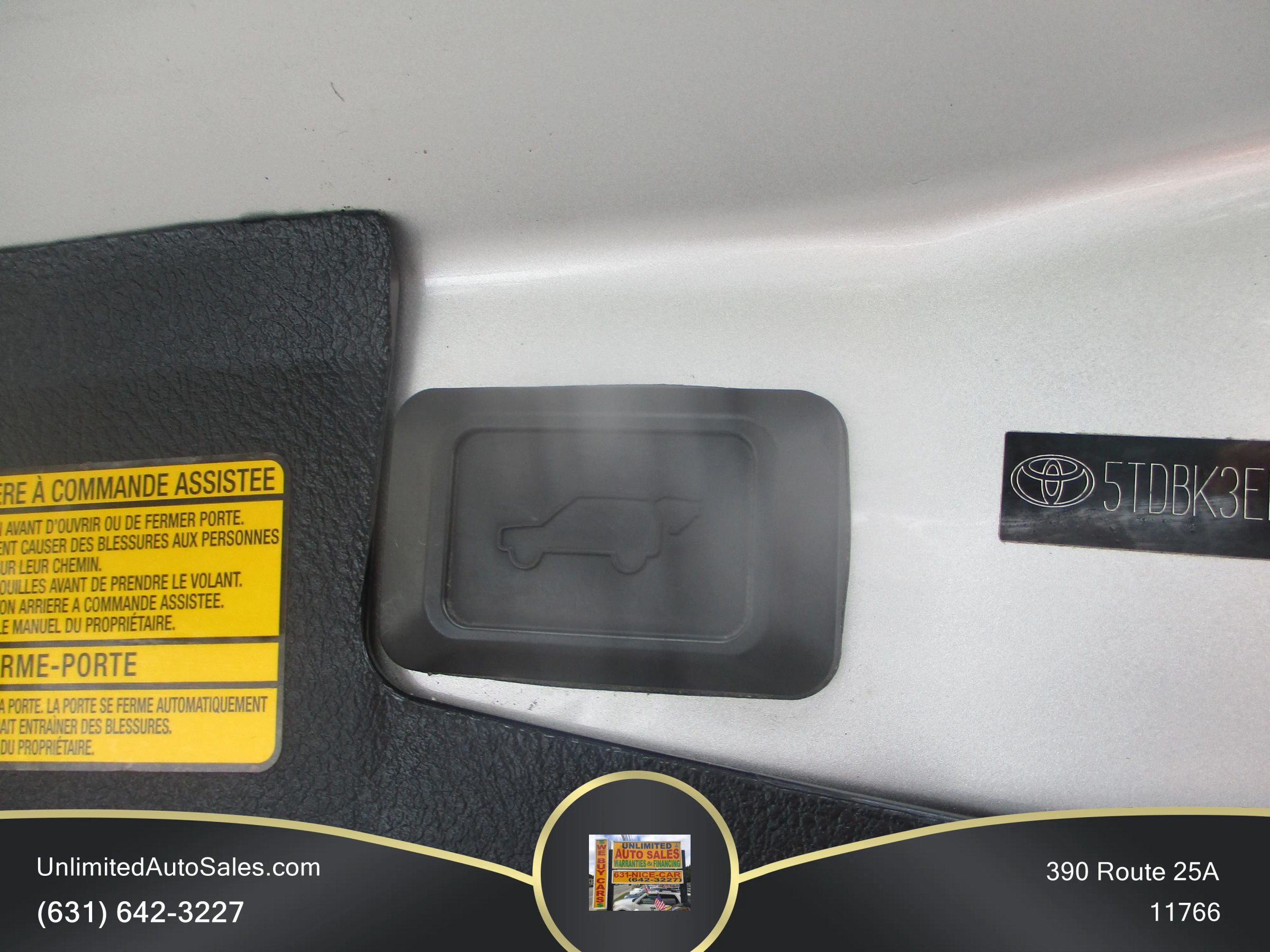 Used 2013 Toyota Highlander SE AWD/4WD image 14