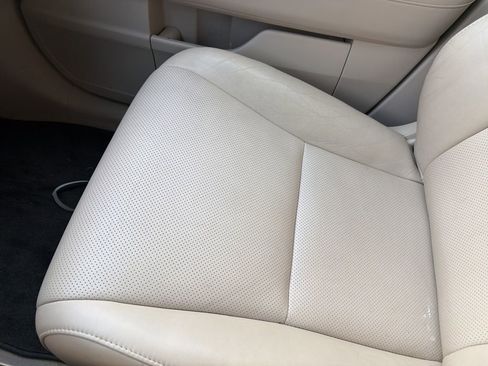 Used 2011 Lexus RX 350 2WD w/ Premium Pkg image 26