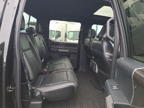 Used 2019 Ford F150 Raptor w/ Equipment Group 802A Luxury AWD/4WD image 21