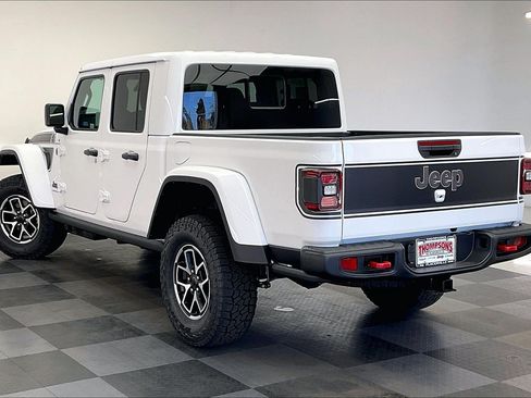 New 2026 Jeep Gladiator Rubicon AWD/4WD image 2