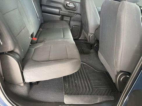 Used 2020 Chevrolet Silverado 2500 Custom w/ Custom Value Package image 25