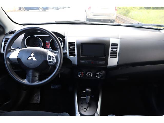 Used 2010 Mitsubishi Outlander ES FWD image 9
