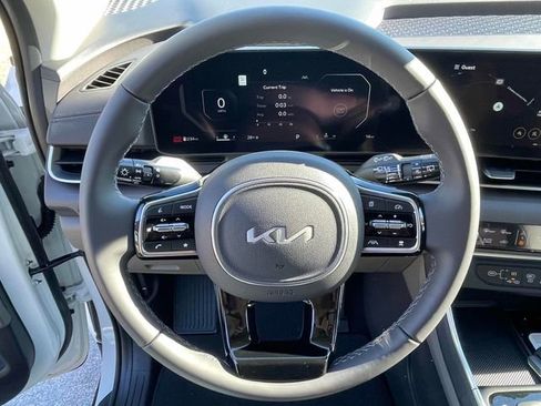 New 2026 Kia Carnival SX FWD image 18