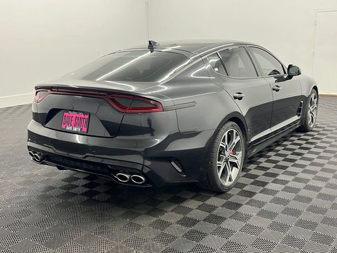 Used 2020 Kia Stinger GT2 AWD/4WD image 7
