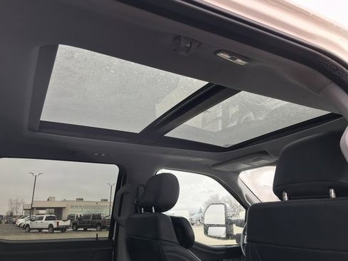 Certified 2024 Ford F450 Limited w/ FX4 Off-Road Package image 23