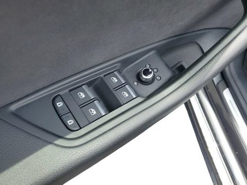 Used 2022 Audi S5 Premium w/ Convenience Package AWD/4WD image 9