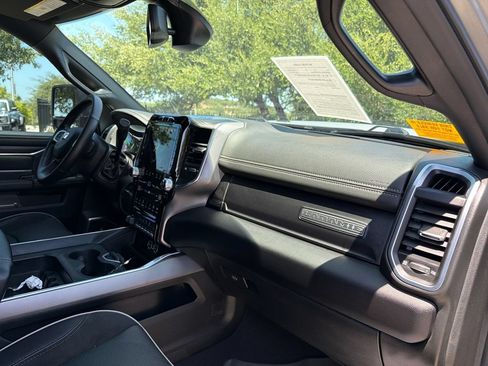 Used 2024 RAM 2500 Laramie w/ Night Edition AWD/4WD image 39