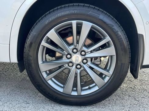 Used 2020 Cadillac XT6 FWD image 11
