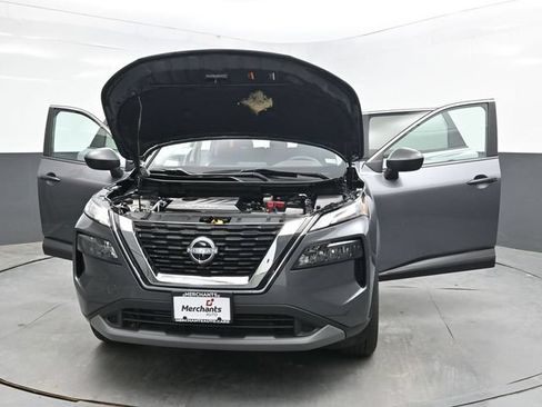 Used 2023 Nissan Rogue S AWD/4WD image 44