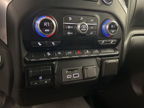 Used 2021 GMC Sierra 1500 SLE w/ X31 Off-Road Package image 21