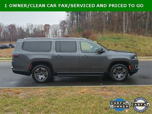 Used 2023 Jeep Wagoneer L Series II image 16