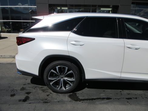 Used 2020 Lexus RX 350L Premium w/ Premium Package AWD/4WD image 10