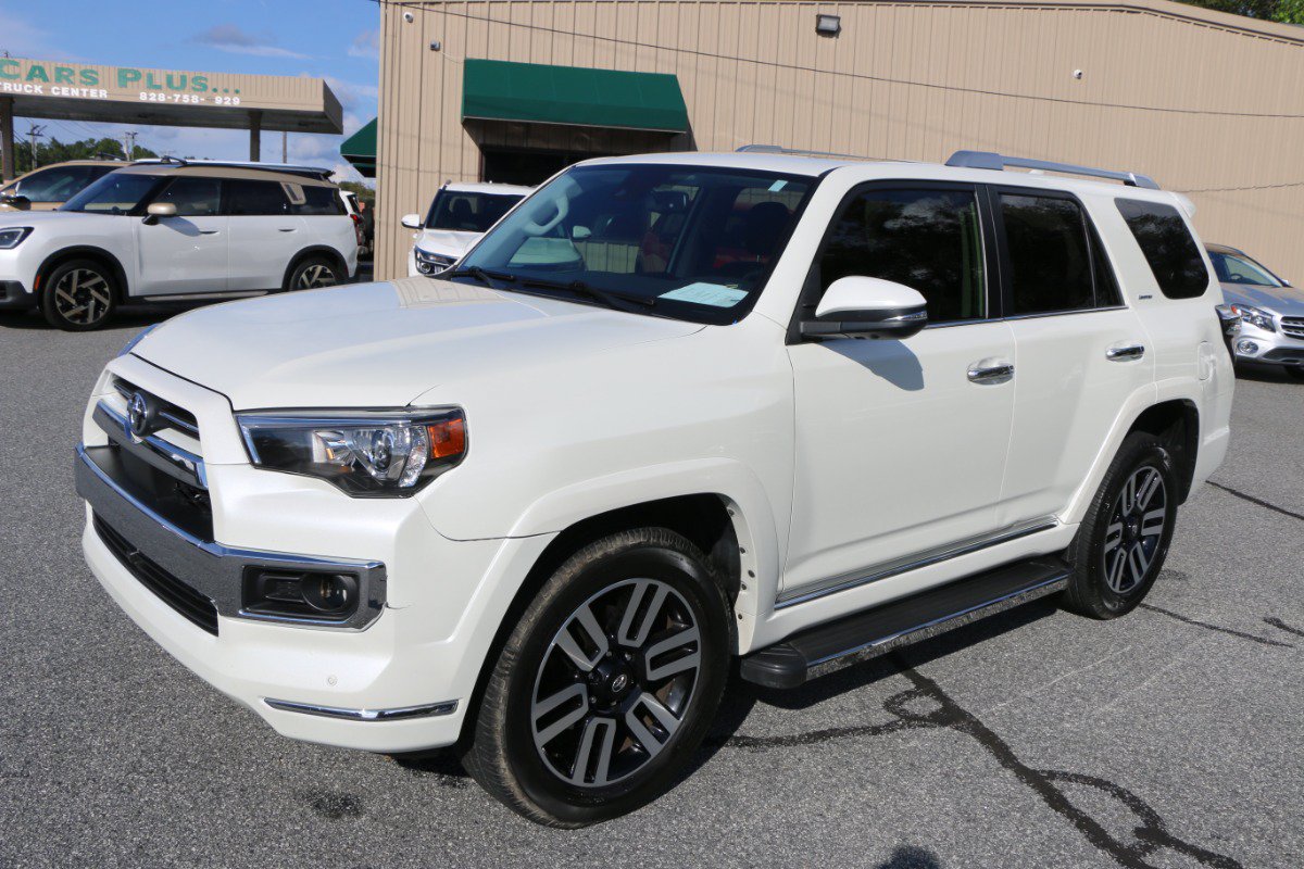 Used 2023 Toyota 4Runner Limited AWD/4WD image 1
