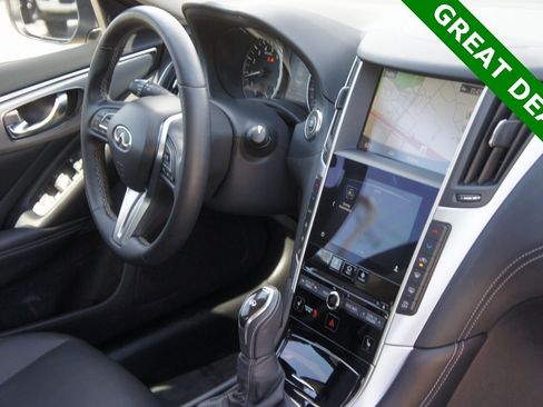 Used 2019 INFINITI Q50 Luxe w/ Essential Package (3.0T Luxe) image 32