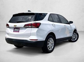 Used 2024 Chevrolet Equinox LS w/ LS Convenience Package FWD video 2